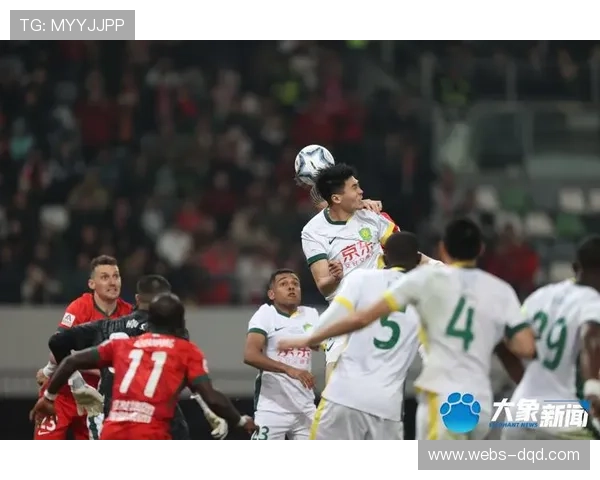 北京国安3-0胜河南队，队史第五次夺得足协杯冠军